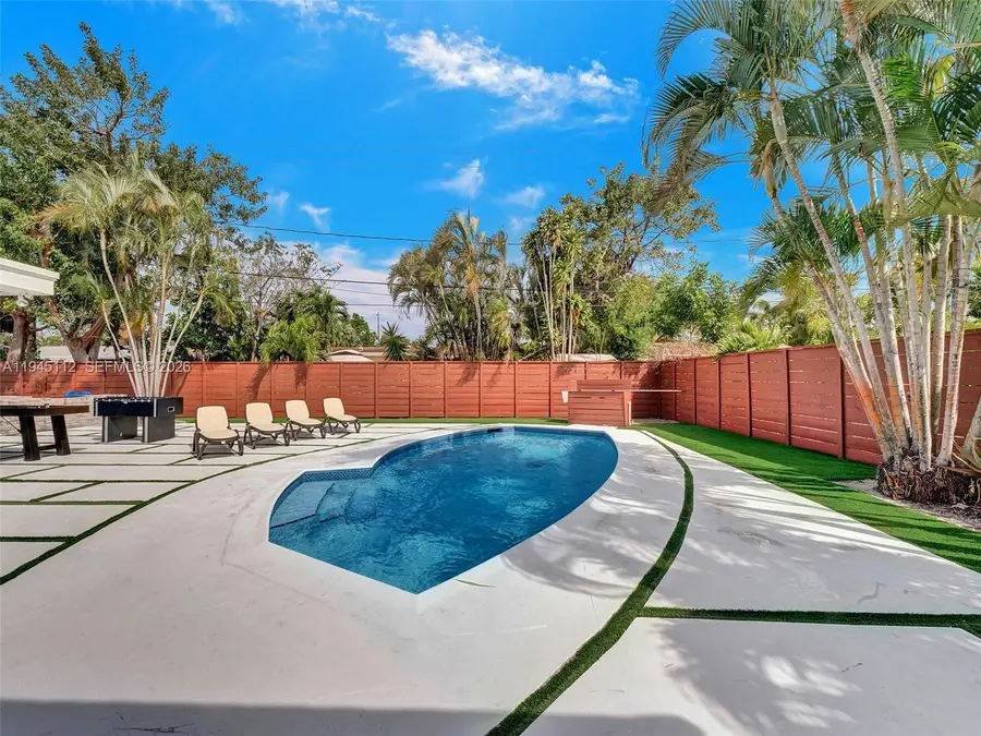 2461 SW 16th Ct, Fort Lauderdale, FL 33312 - Image #3