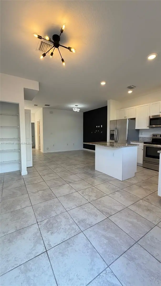 11383 SW 248th Ter, Homestead, FL 33032 - Image #3