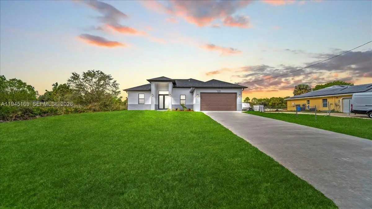 705 8th Ave, Lehigh Acres, FL 33972 - #1