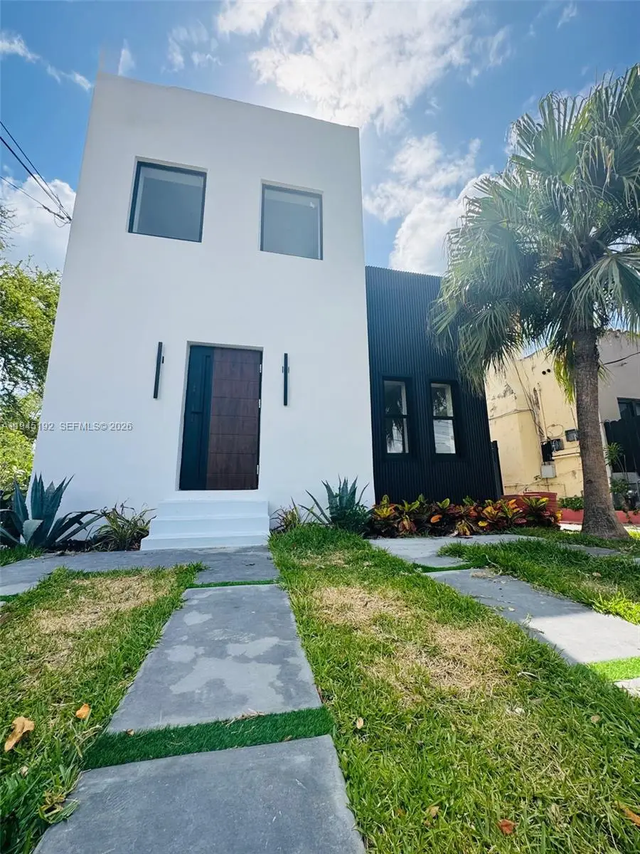 905 SW 13th Ct, Miami, FL 33135 - Image #2