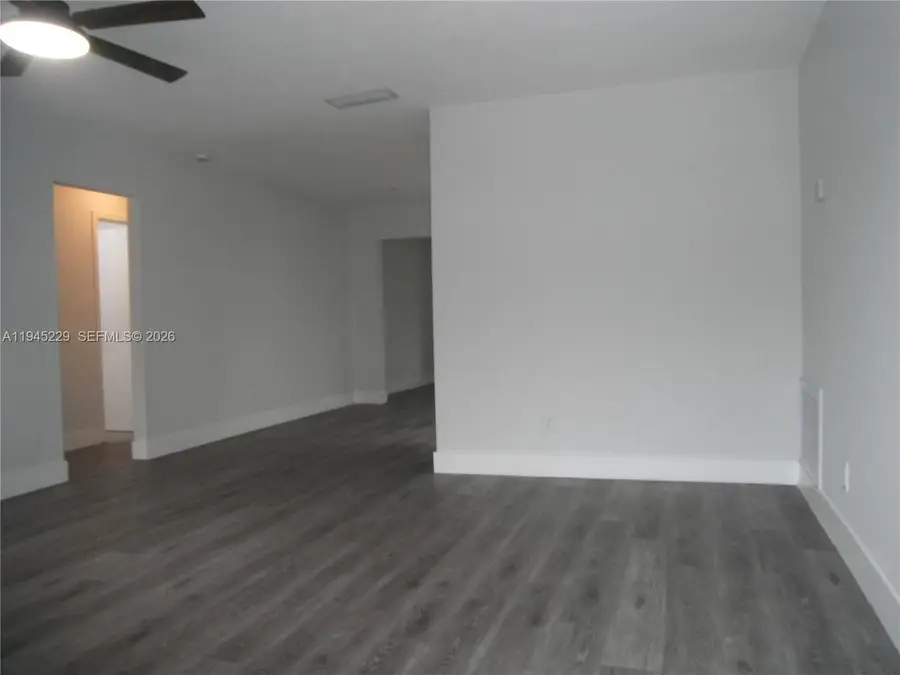 6855 NW 9th St, Margate, FL 33063 - Image #2