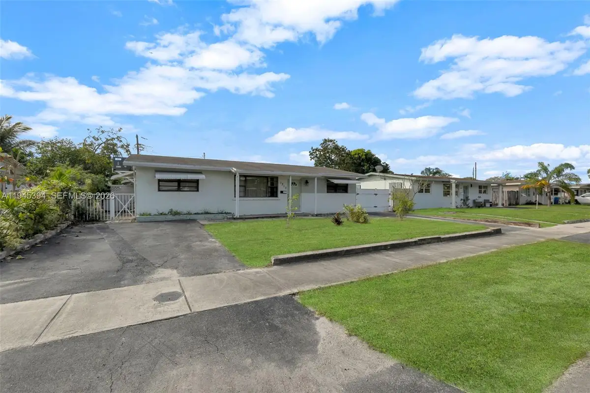 1310 NW 42nd St, Oakland Park, FL 33309 - Image #1