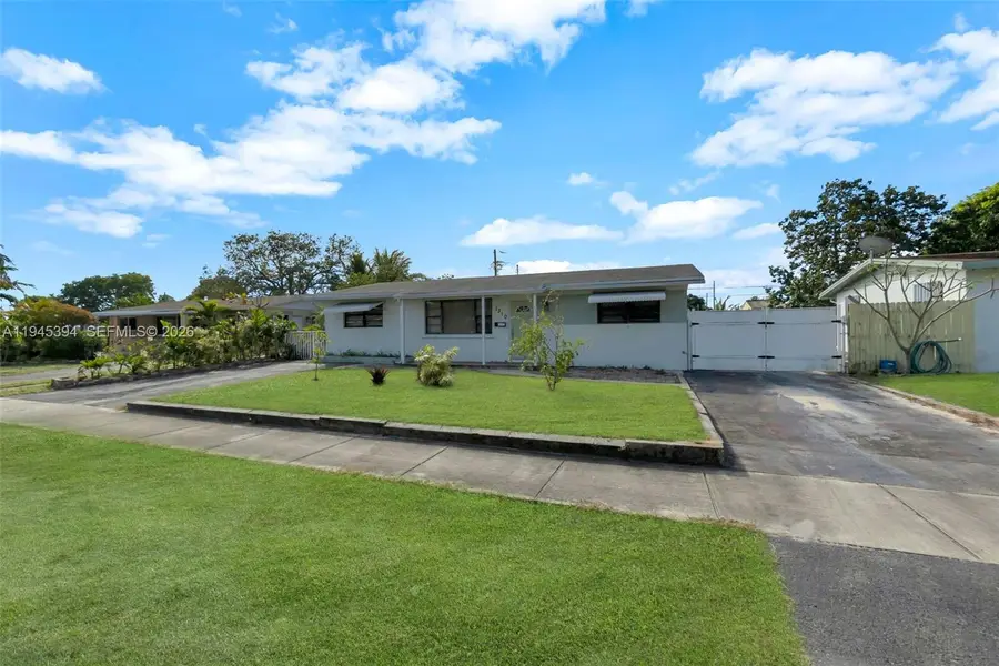 1310 NW 42nd St, Oakland Park, FL 33309 - Image #3