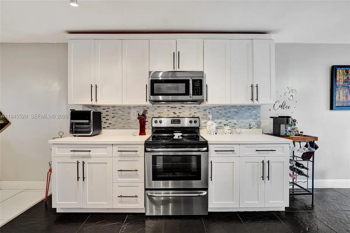 3301 Raleigh St #4E, Hollywood, FL 33021 - Image #1