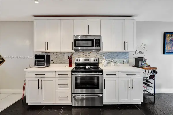 3301 Raleigh St #4E, Hollywood, FL 33021