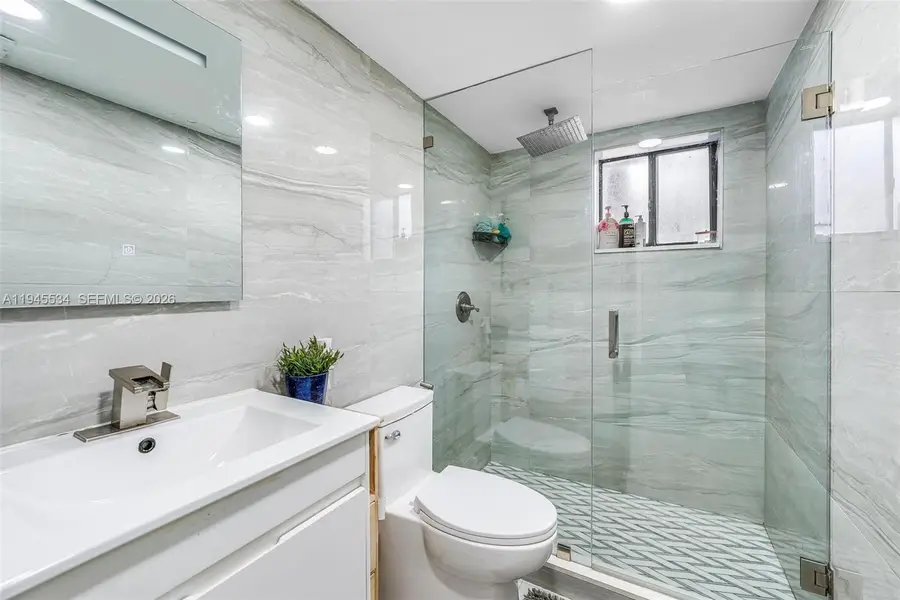 8635 NW 8th St #413, Miami, FL 33126 - Image #3