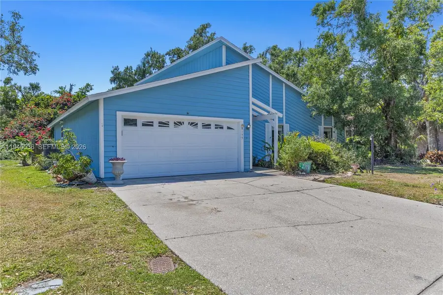 8155 Glenbrooke Ct, Sarasota, FL 34243 - Image #3