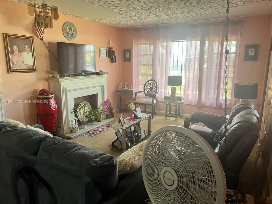 12085 NW 11th Ave, North Miami, FL 33168 - Image #2