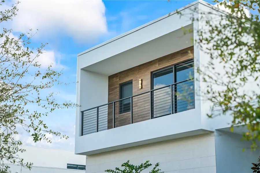 16680 N Botaniko Dr N, Weston, FL 33326 - Image #3