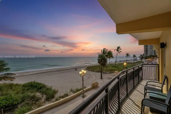 1815 N Surf Rd #204, Hollywood, FL 33019