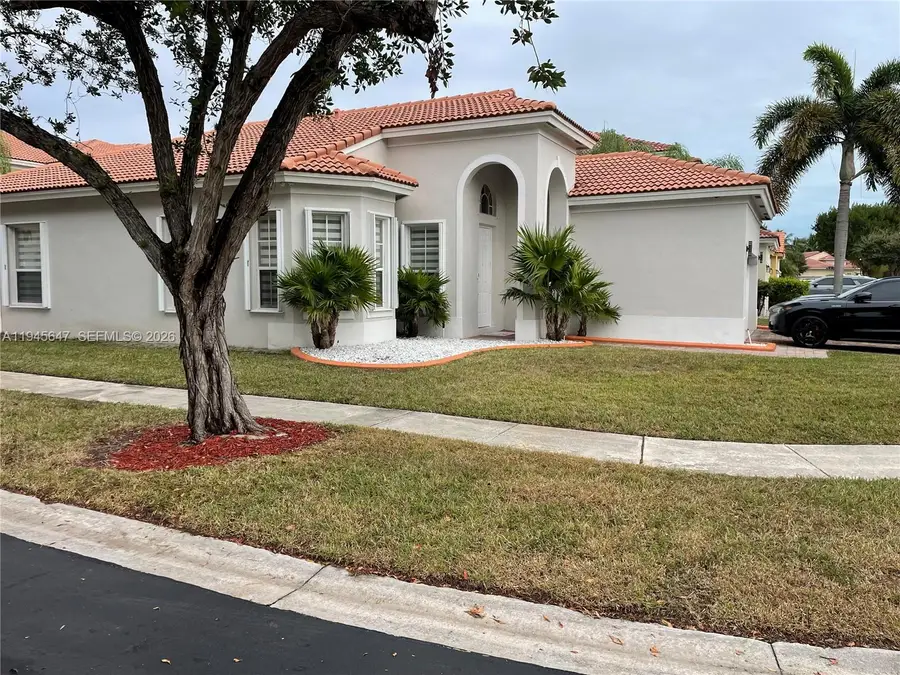 3725 NE 11th St, Homestead, FL 33033 - Image #2