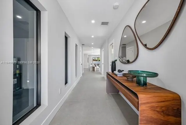 3225 Canal Dr, Pompano Beach, FL 33062 - Image #2