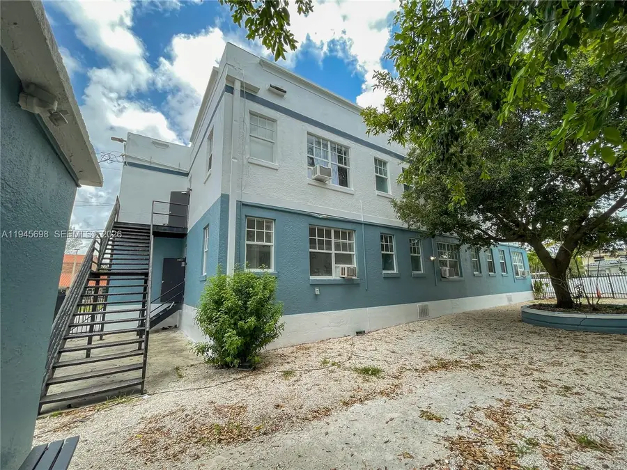 36 NE 65th St, Miami, FL 33138 - Image #2