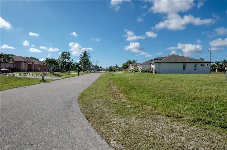 4328 SW 20th Pl, Cape Coral, FL 33914 - #2
