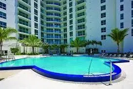 300 S Biscayne Blvd #T-1803, Miami, FL 33131 - Image #2