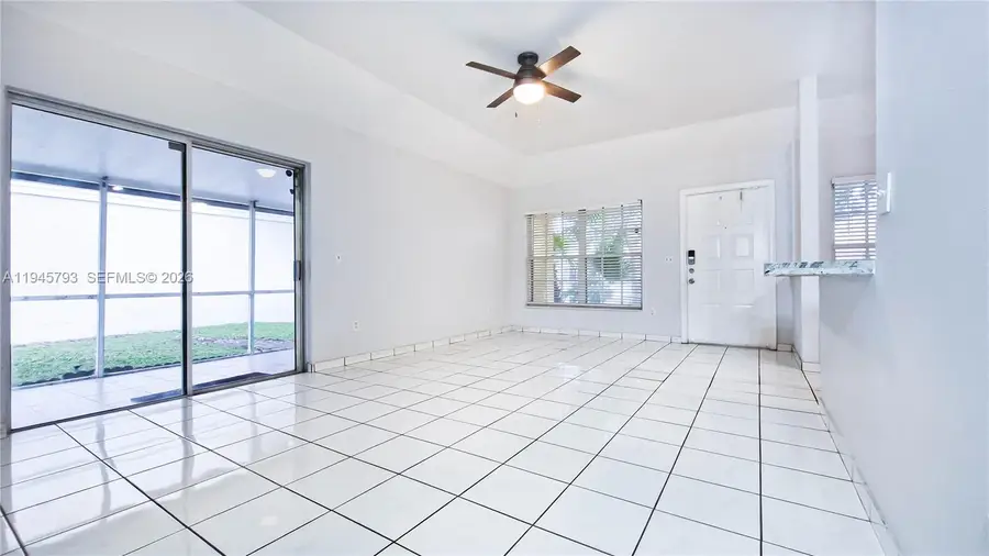 1101 SW 86th Ave, Pembroke Pines, FL 33025 - Image #3