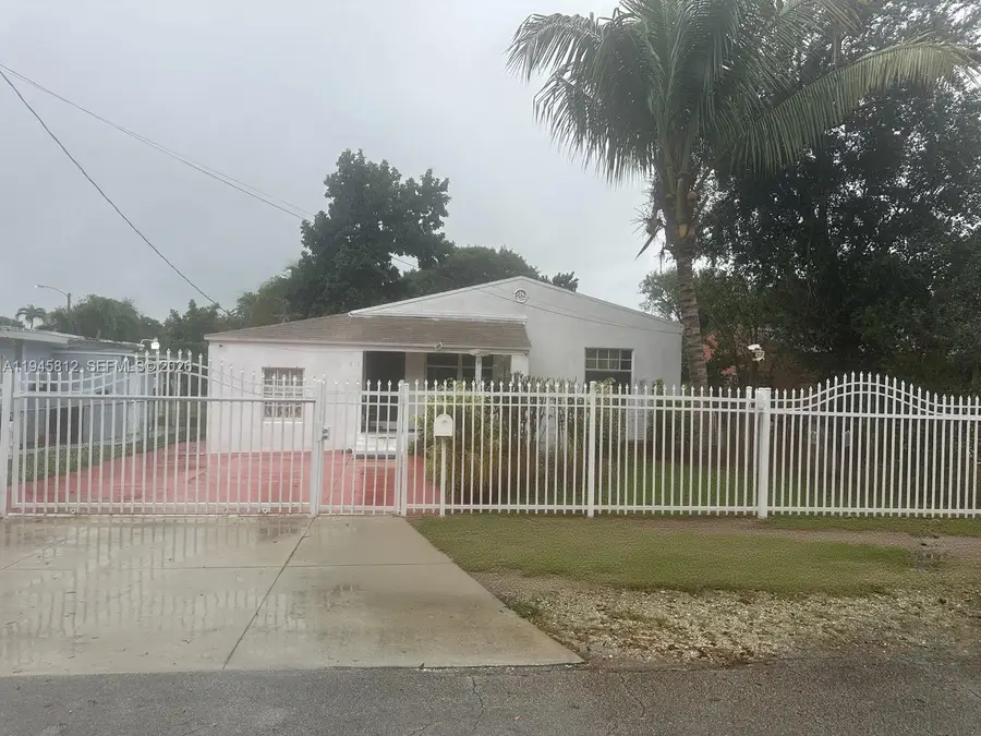 410 NW 98th St, Miami, FL 33150 - Image #2