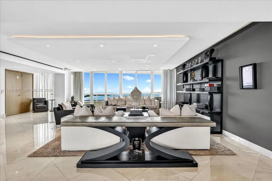 1643 Brickell Ave #3904, Miami, FL 33129 - Image #2