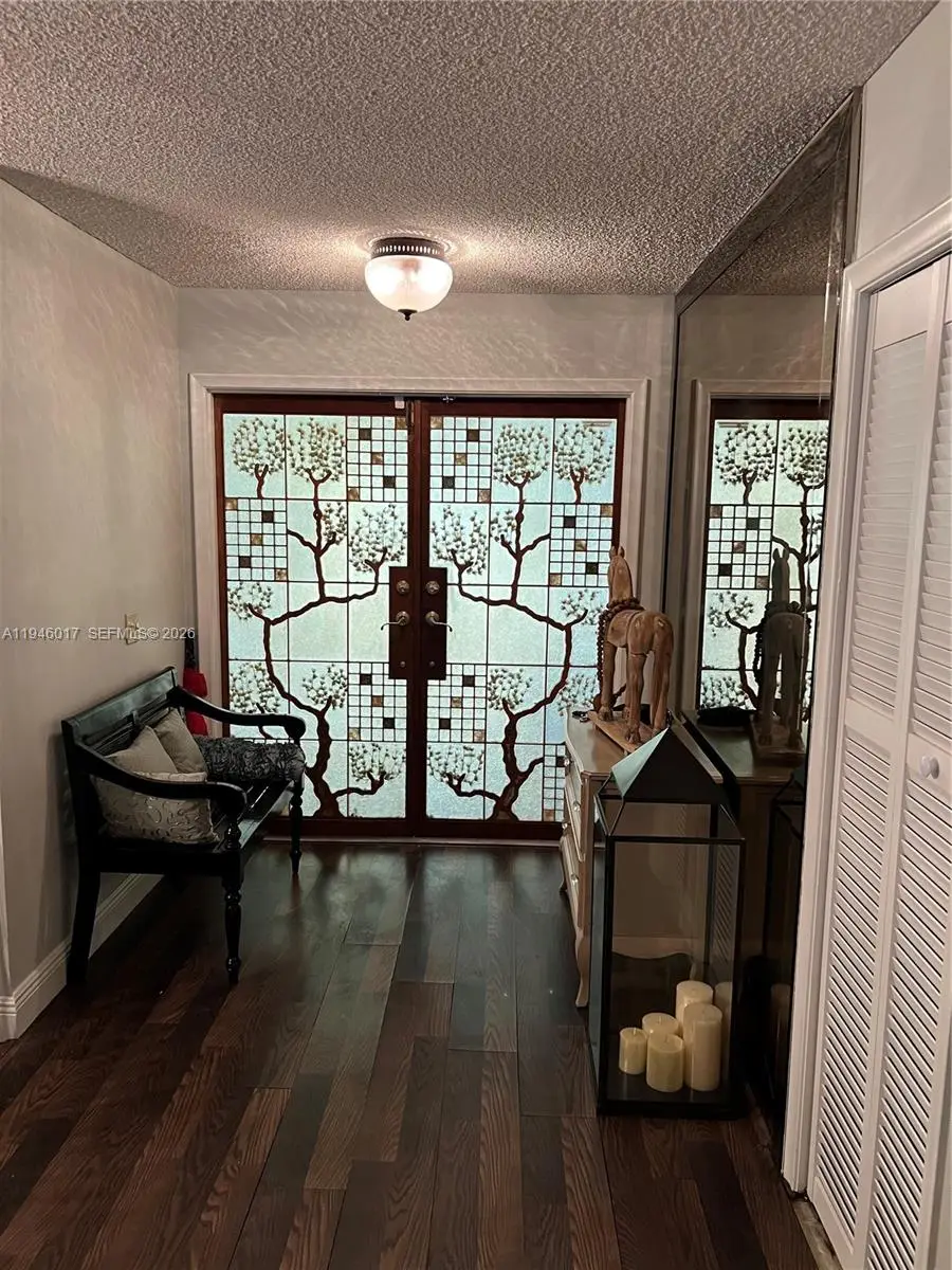 10140 NW 21st Ct, Pembroke Pines, FL 33026 - Image #3