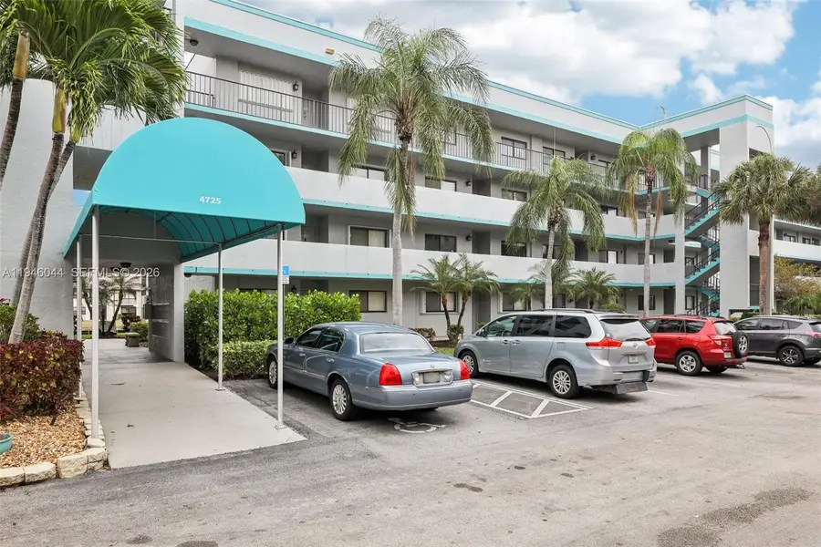 4725 E Lucerne Lakes Blvd E #405, Lake Worth, FL 33467 - Image #2