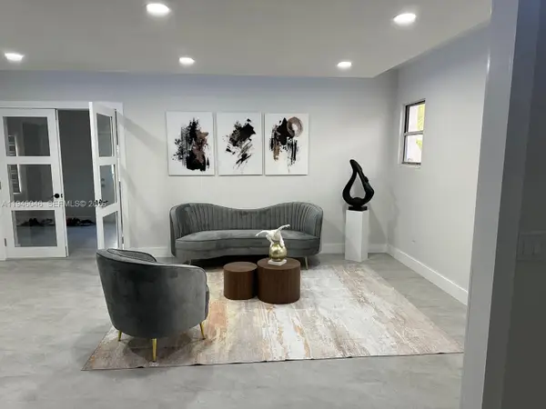 91 Glen Royal Pkwy, Miami, FL 33125