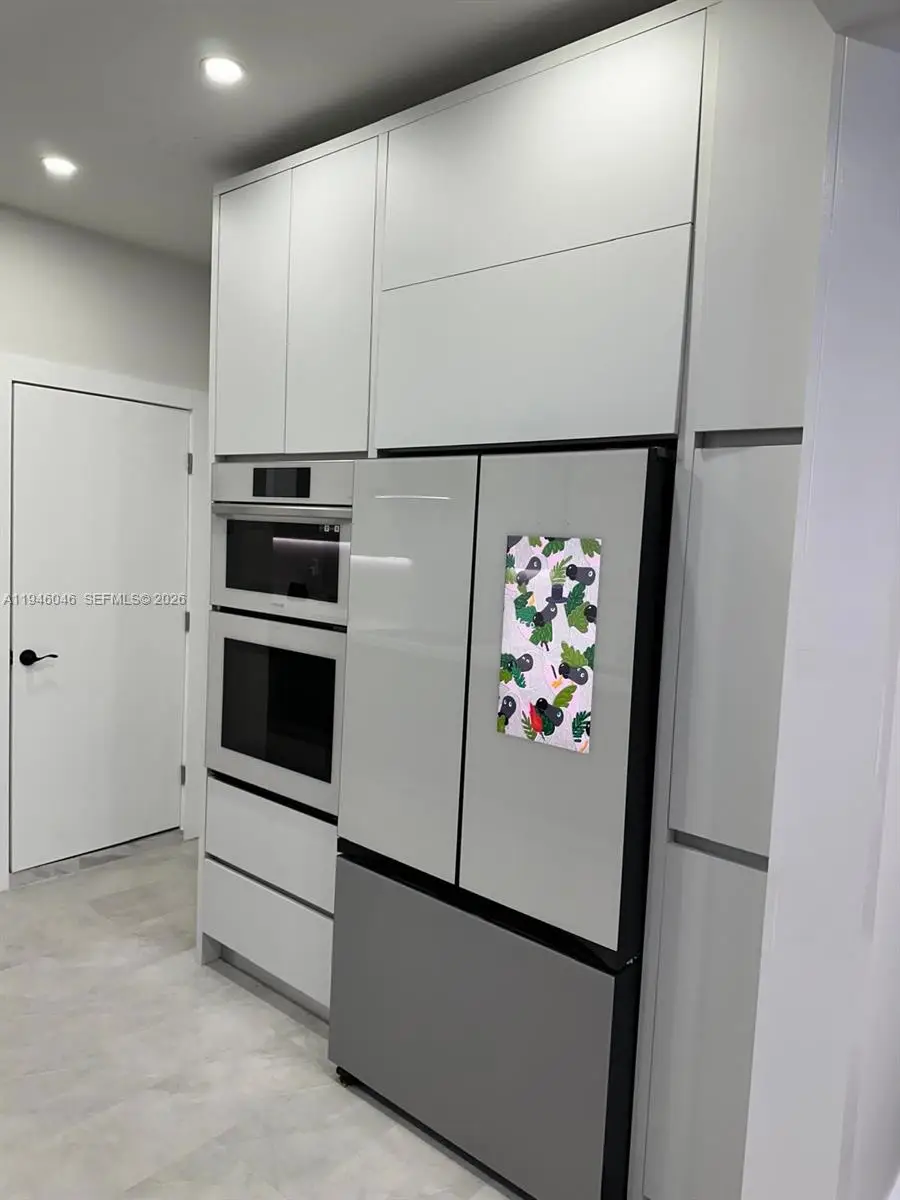 91 Glen Royal Pkwy, Miami, FL 33125 - Image #3