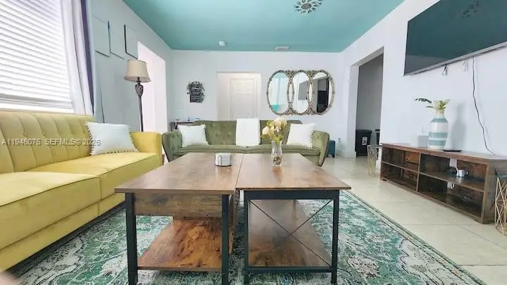 8028 NW 5th Ct, Miami, FL 33150 - Image #2