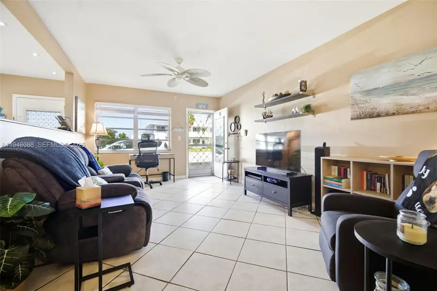 52 NE 204th St #6, Miami Gardens, FL 33179 - Image #3