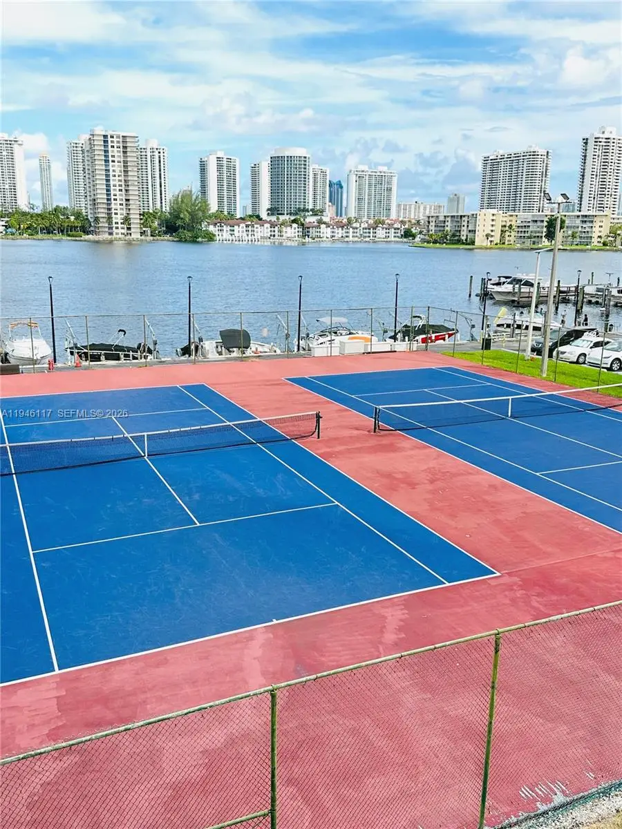 2750 NE 183rd St #1607, Aventura, FL 33160 - Image #2