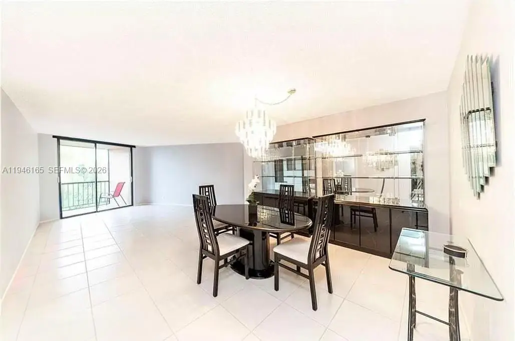 3800 N Hills Dr #406, Hollywood, FL 33021 - Image #1