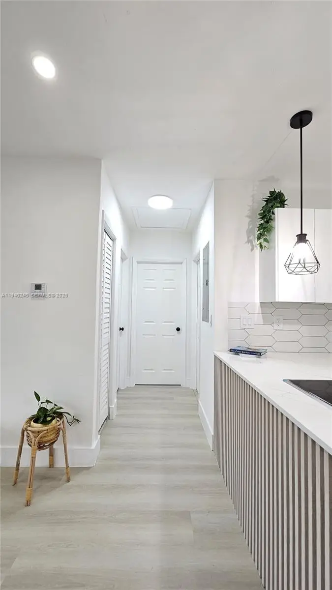 170 NE 171st St, North Miami Beach, FL 33162 - Image #2