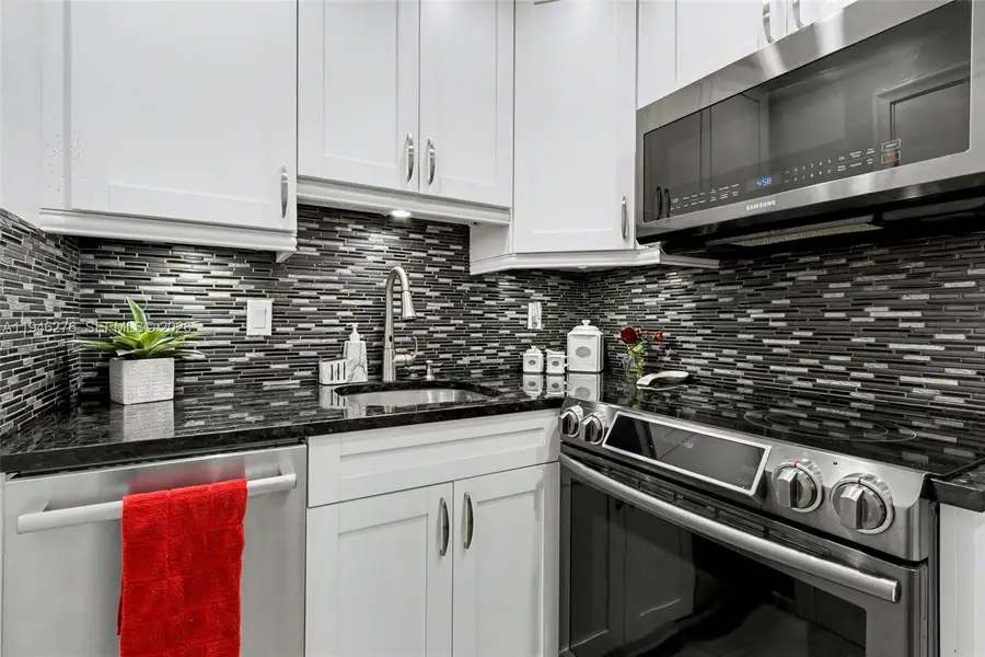 412 S Cypress Rd #222, Pompano Beach, FL 33060 - Image #3