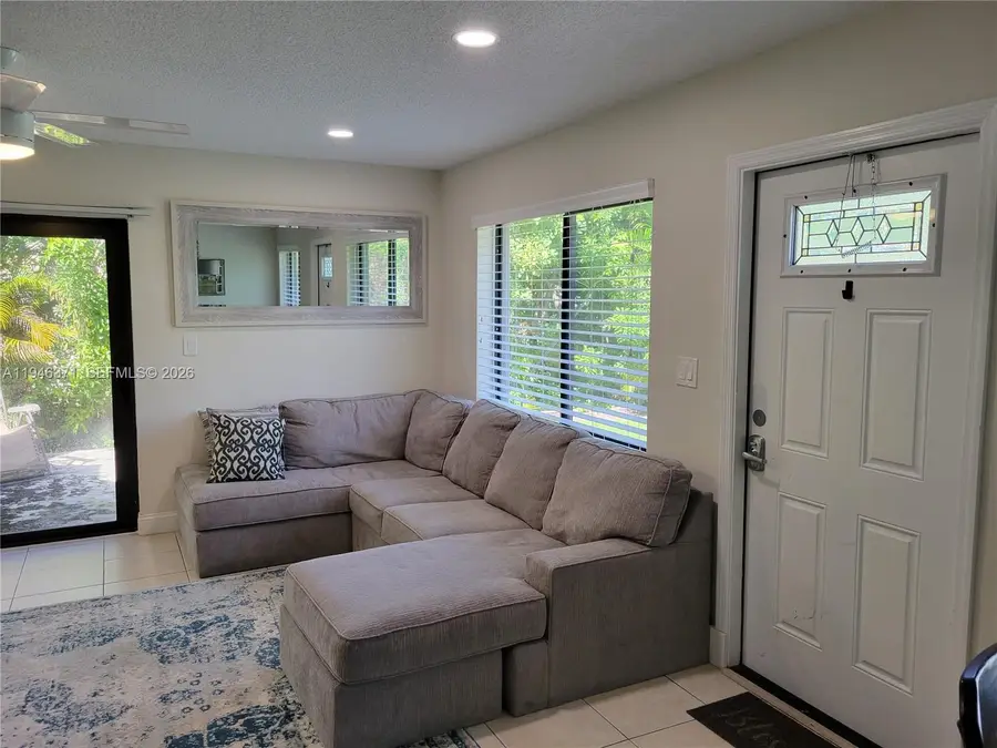 825 Dogwood Dr, Delray Beach, FL 33483 - Image #2