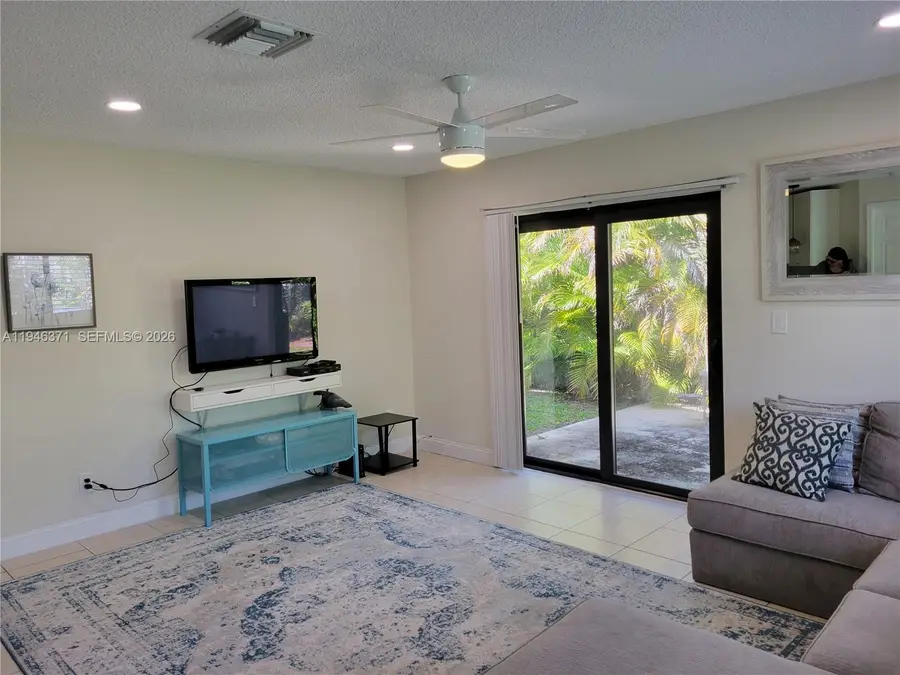 825 Dogwood Dr, Delray Beach, FL 33483 - Image #3