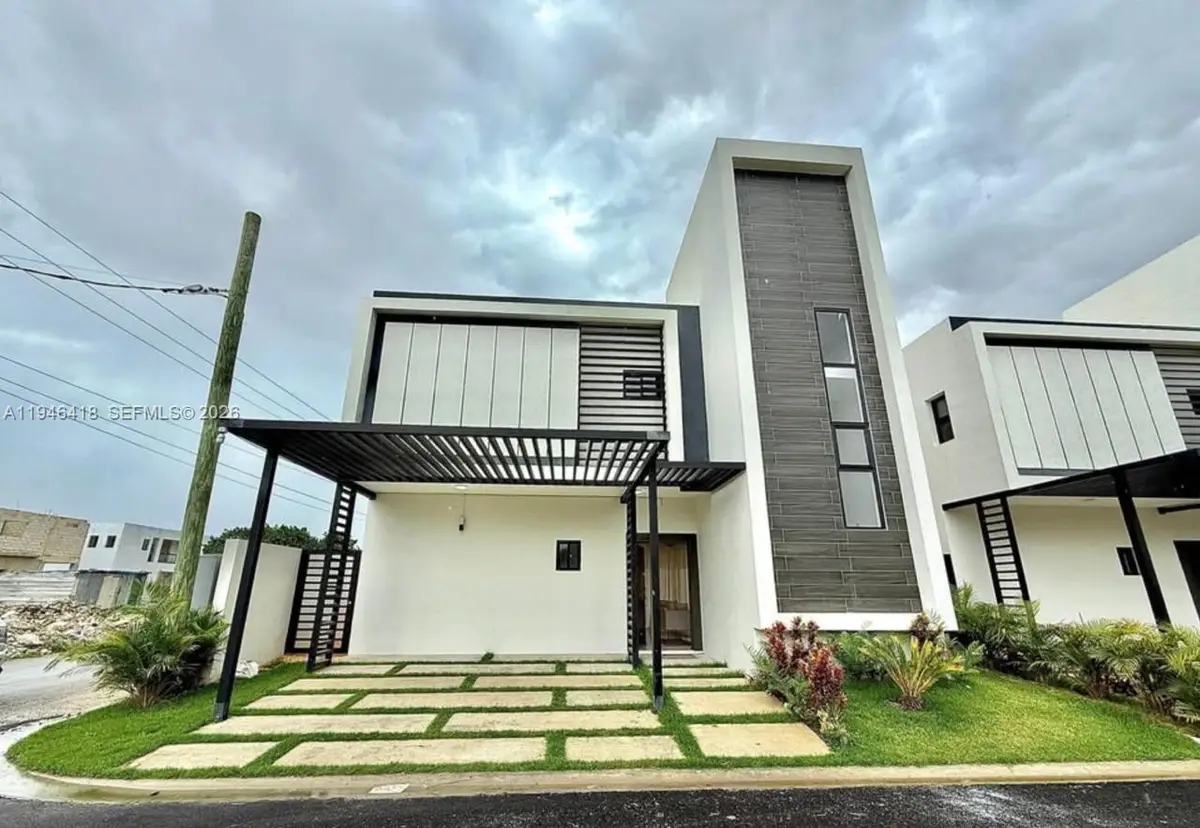 Calle 2da Calle Segunda, Punta Cana, FL  - Image #1