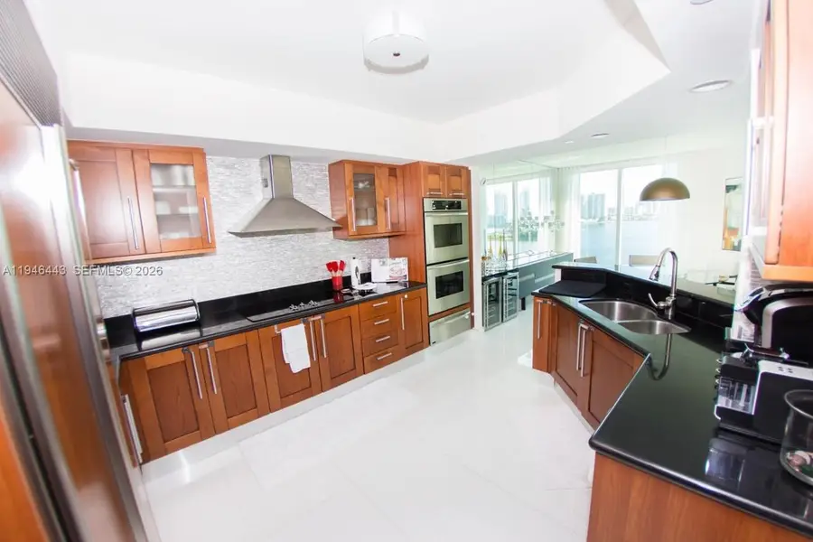 3301 NE 183rd St #902, Aventura, FL 33160 - Image #2