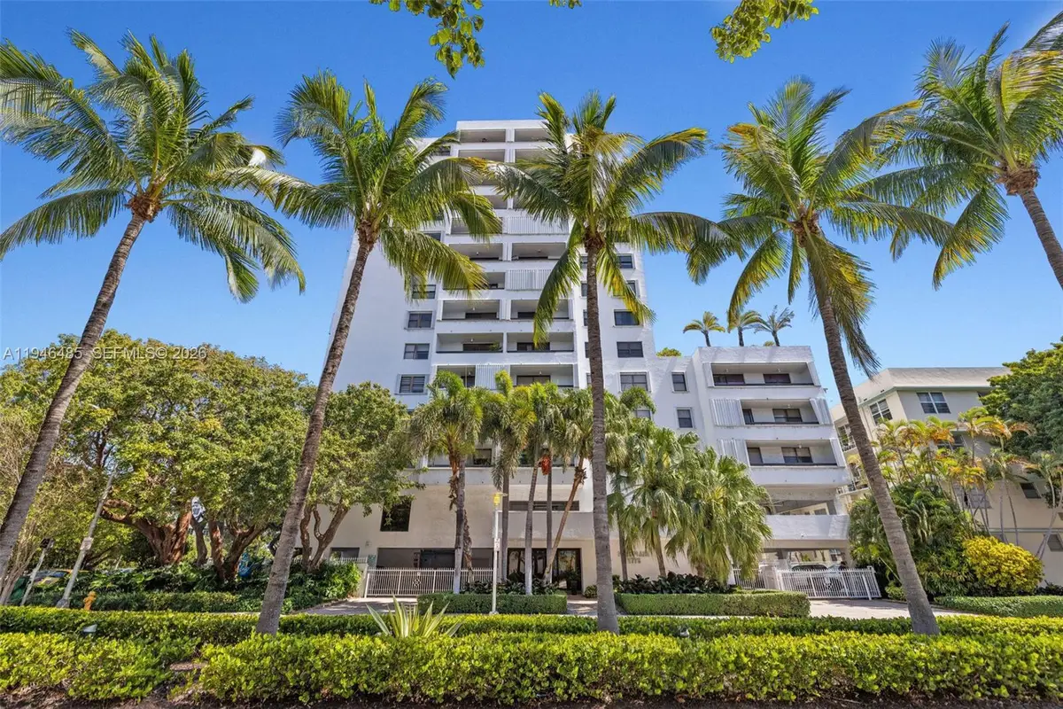 1775 Washington Ave #4C, Miami Beach, FL 33139 - Image #1
