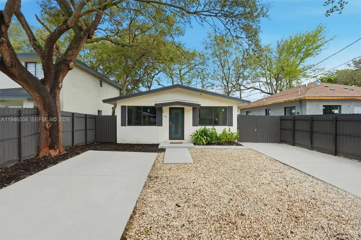 1781 NW 94th St, Miami, FL 33147 - #1