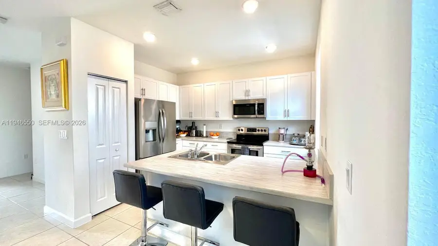 2677 SE 13th Ct, Homestead, FL 33035 - Image #3