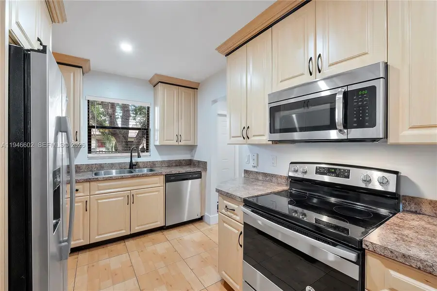 6616 N Parkway Dr, Margate, FL 33068 - Image #3