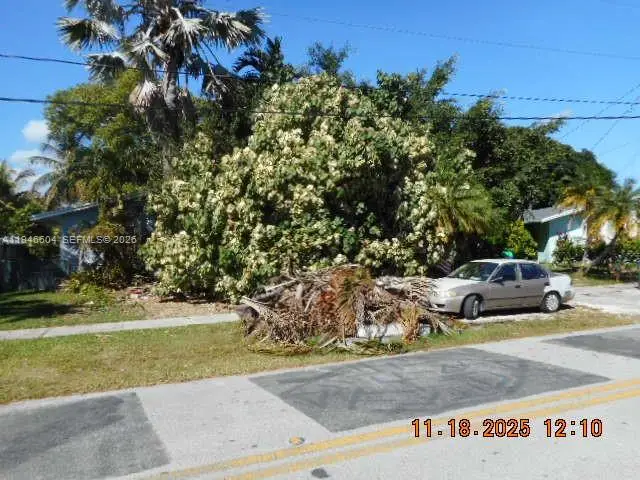 19010 Bel Aire Dr, Cutler Bay, FL 33157 - Image #1