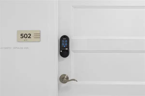 1150 101st St #502, Bay Harbor Islands, FL 33154