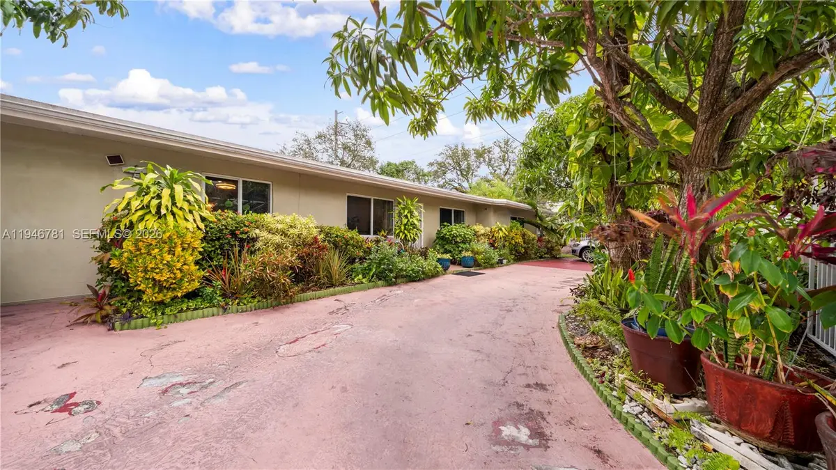 14800 NE 16th Ave, Miami, FL 33161 - Image #1