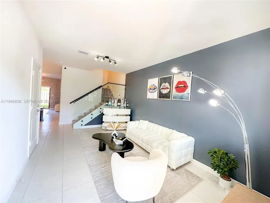 24651 SW 119th Ct, Homestead, FL 33032 - Image #2