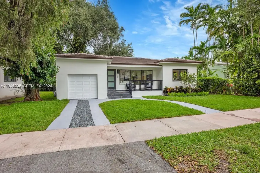 305 Fluvia Ave, Coral Gables, FL 33134 - Image #2
