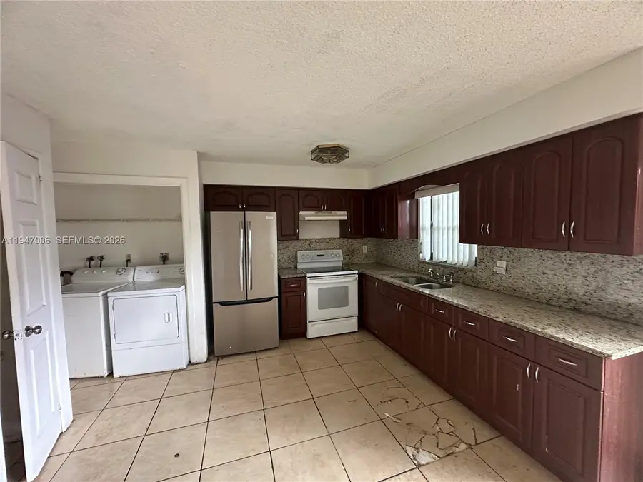 6824 SW 37th St #6-E, Miramar, FL 33023 - Image #2