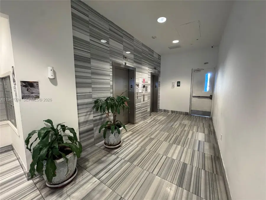 219 NW 12th Ave #707, Miami, FL 33128 - #2