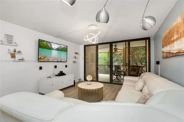 2800 N 46th Ave #A307, Hollywood, FL 33021