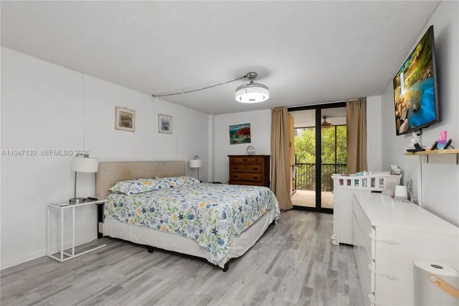 2800 N 46th Ave #A307, Hollywood, FL 33021 - Image #2