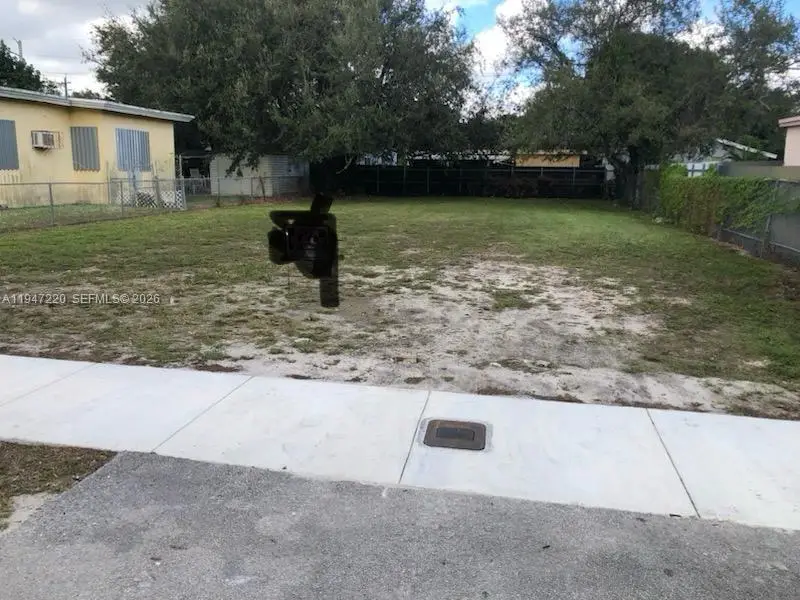 1735 NW 57th St, Miami, FL 33142 - #2